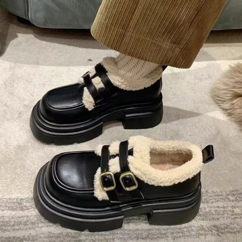 Vintage Women Fashion - Winter British Style Small Leather Shoes