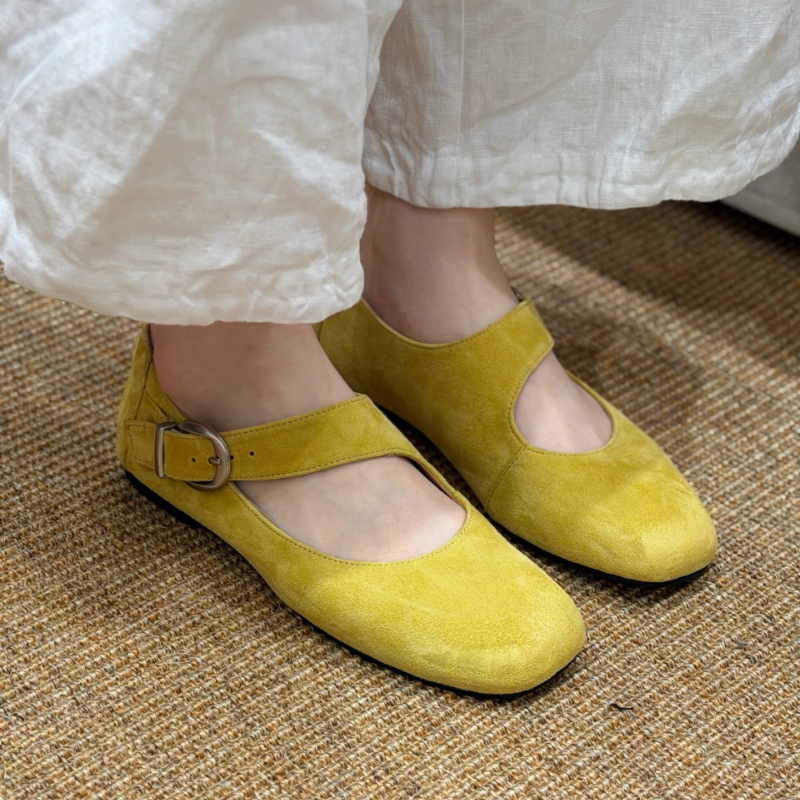 Vintage Style Mary Jane Shoes  - Vintage Women Fashion review and price