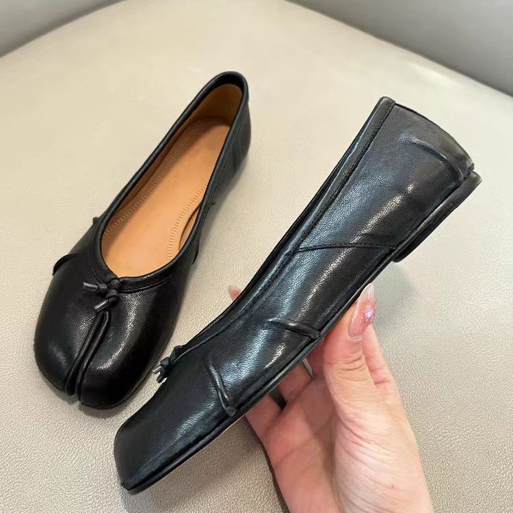 Fashion Split Toe Flat Hoof Ma - Vintage Fashion Aesthetic review and price