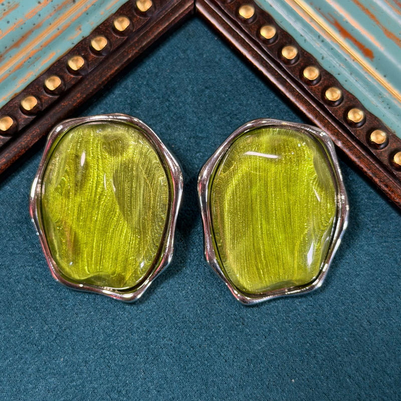 Vintage Green Glass Resin Irre - Vintage Fashion Trends 2026 review and price