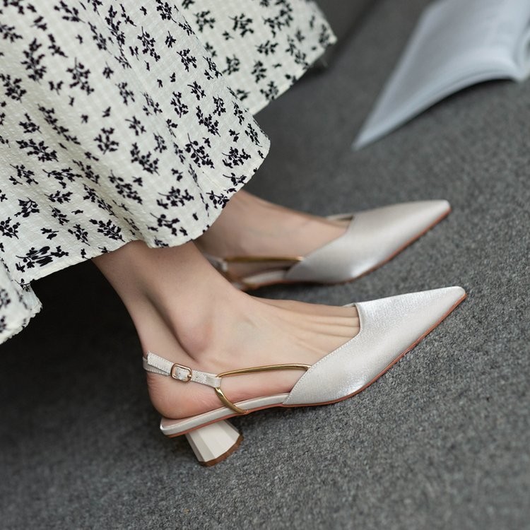 French Vintage Pointed-Toe San - Vintage Fashion Heels review and price